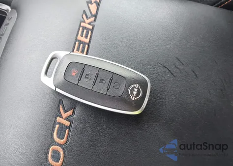 2024 Nissan Pathfinder Rock Creek 4Wd z USA, uszkodzony, nr VIN 5N1DR3BD2RC238920